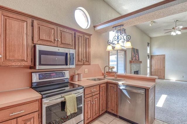 2300 Cedar Brook Drive, Moore, OK 73160