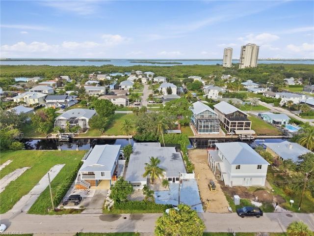24519 Dolphin ST, Bonita Springs, FL 34134
