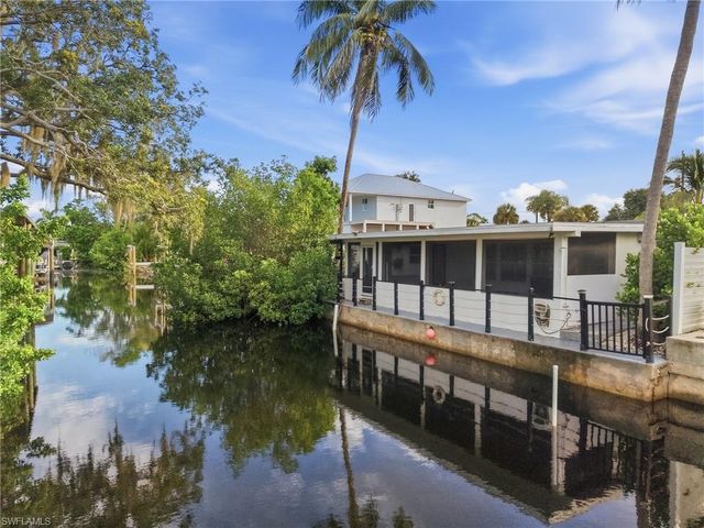 24519 Dolphin ST, Bonita Springs, FL 34134