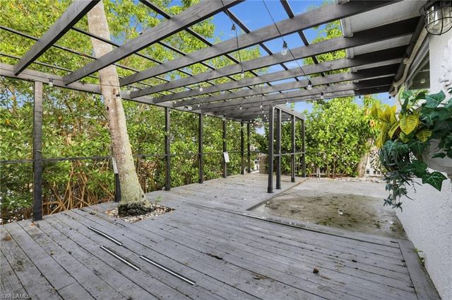 24519 Dolphin ST, Bonita Springs, FL 34134