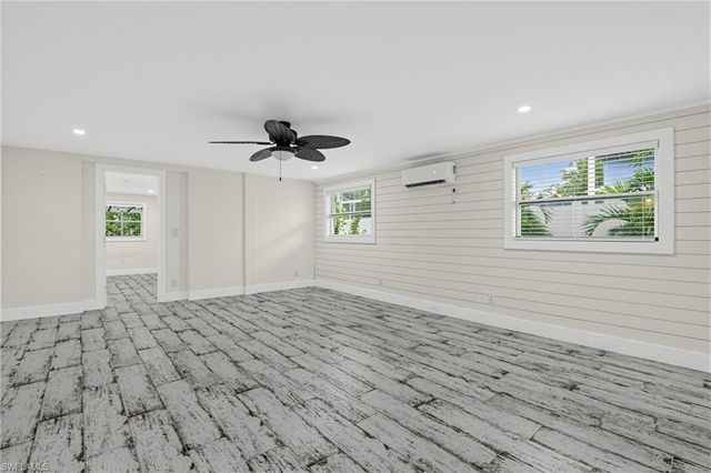 24519 Dolphin ST, Bonita Springs, FL 34134