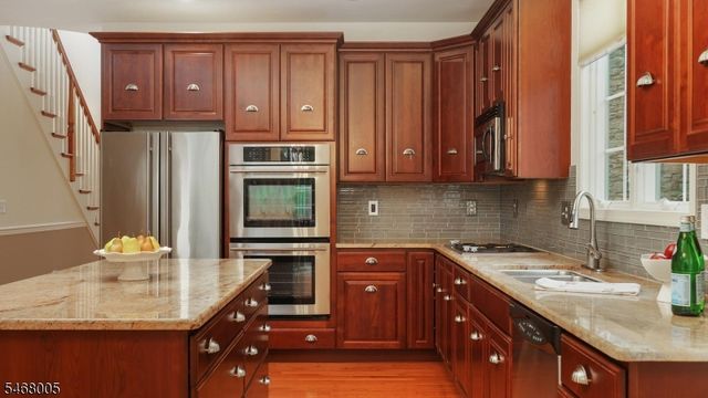 311 Coldstream Ct, Scotch Plains Twp., NJ 07076