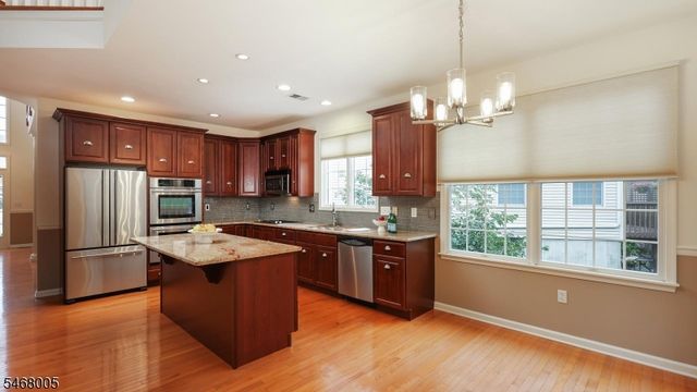 311 Coldstream Ct, Scotch Plains Twp., NJ 07076