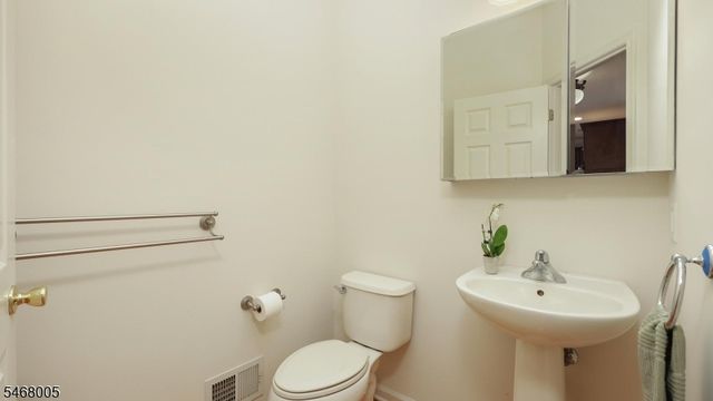 311 Coldstream Ct, Scotch Plains Twp., NJ 07076