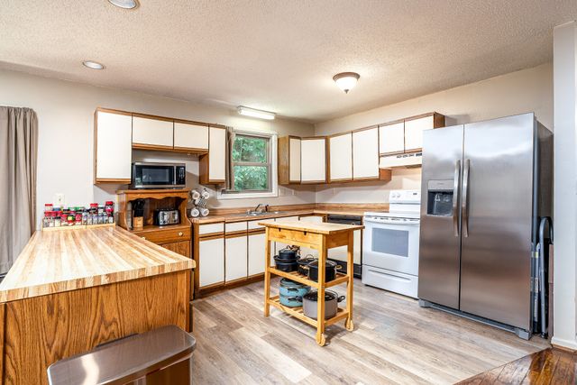 720 Nix Lane, Waverly, TN 37185
