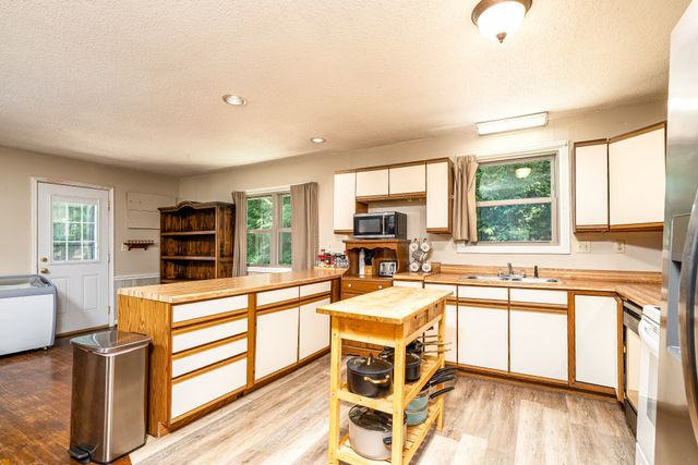 720 Nix Lane, Waverly, TN 37185