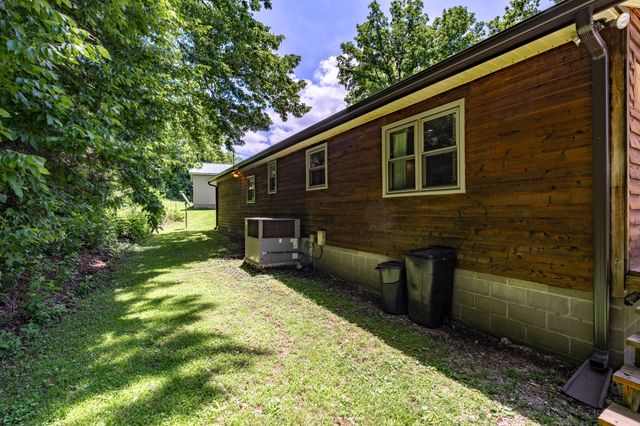 720 Nix Lane, Waverly, TN 37185
