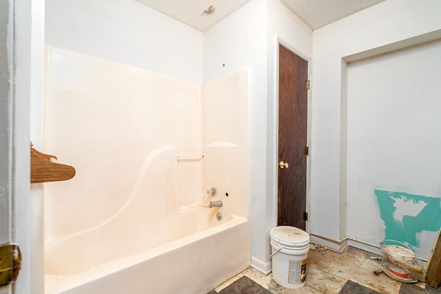 720 Nix Lane, Waverly, TN 37185