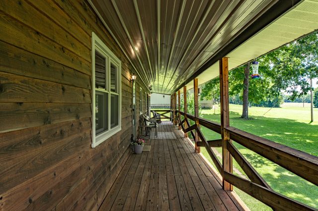 720 Nix Lane, Waverly, TN 37185