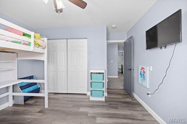 2532 Wintercreek Drive, Belleville, IL 62221