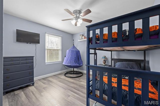 2532 Wintercreek Drive, Belleville, IL 62221