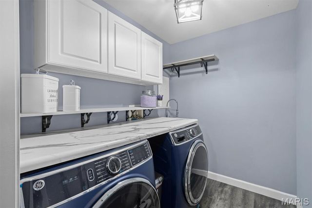 2532 Wintercreek Drive, Belleville, IL 62221