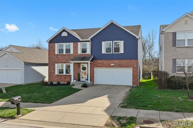 2532 Wintercreek Drive, Belleville, IL 62221