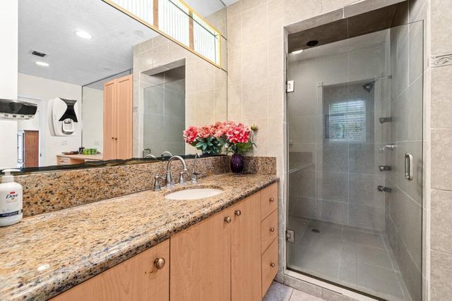 5313 Colbright Road, Greenacres, FL 33467