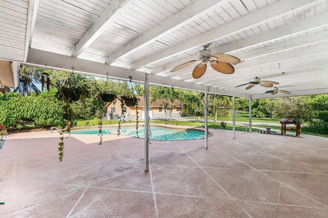 5313 Colbright Road, Greenacres, FL 33467