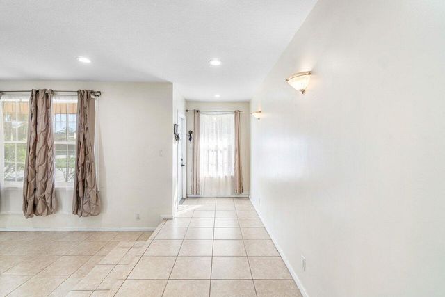 5313 Colbright Road, Greenacres, FL 33467