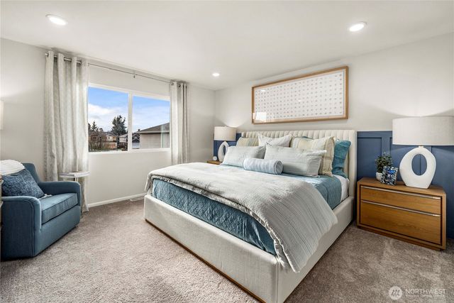 9855 Ferns Loop SE, Yelm, WA 98597