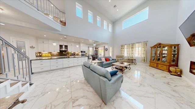 1830 Vista way, El Cajon, CA 92019