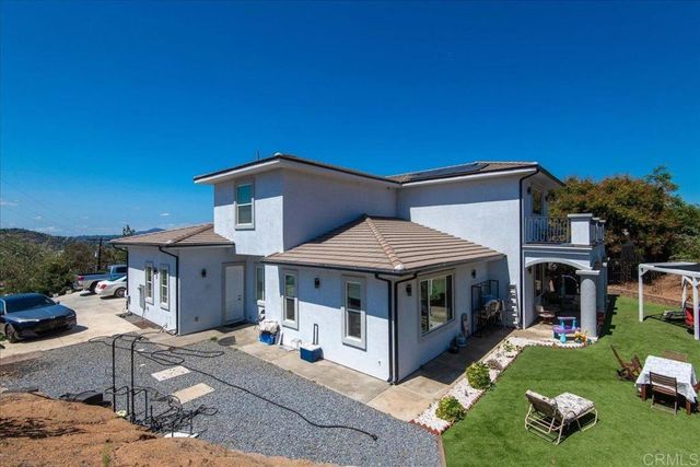 1830 Vista way, El Cajon, CA 92019