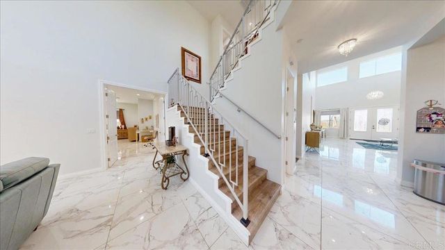 1830 Vista way, El Cajon, CA 92019