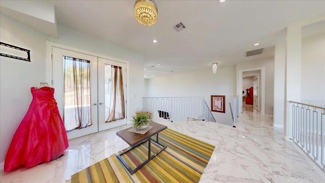 1830 Vista way, El Cajon, CA 92019