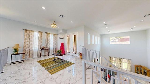 1830 Vista way, El Cajon, CA 92019