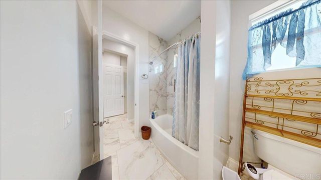 1830 Vista way, El Cajon, CA 92019