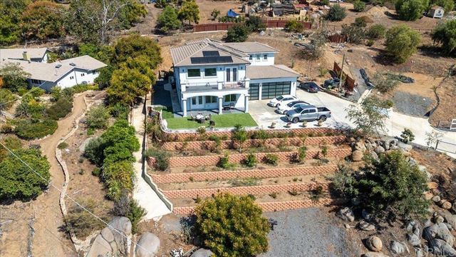 1830 Vista way, El Cajon, CA 92019