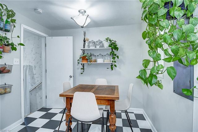 405 Truman CIR, Portsmouth, VA 23701