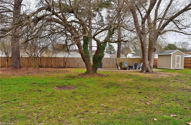 405 Truman CIR, Portsmouth, VA 23701