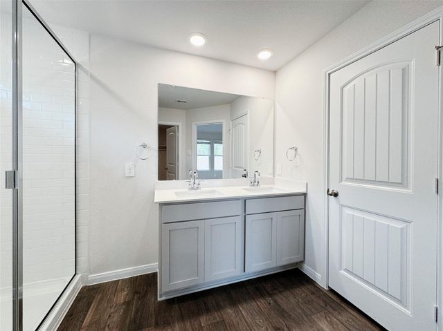 1207 CAMDEN LN, Lockhart, TX 78644