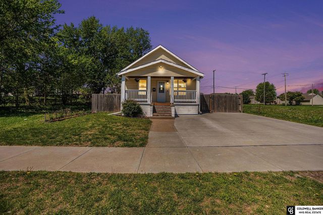 1552 N 17th Street, Omaha, NE 68110