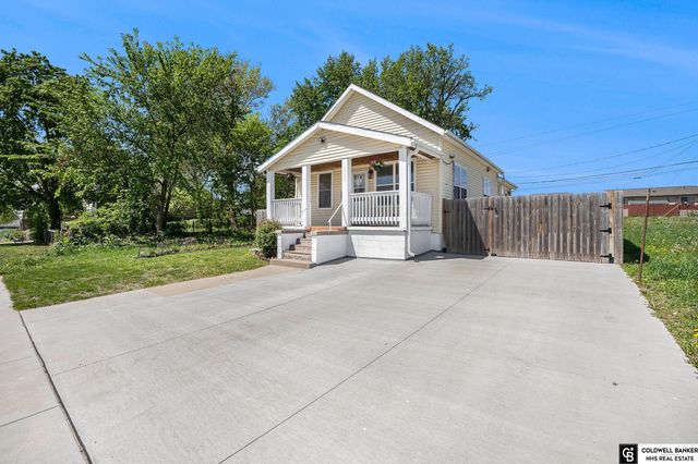 1552 N 17th Street, Omaha, NE 68110