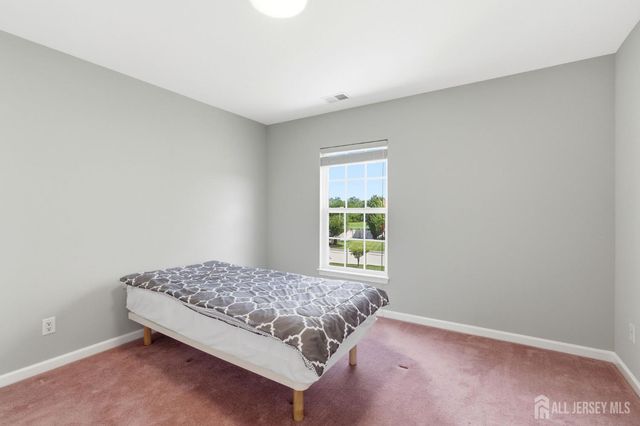 14 Rue Cezanne Street, Franklin Twsp, NJ 08873