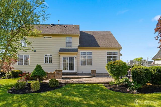 14 Rue Cezanne Street, Franklin Twsp, NJ 08873