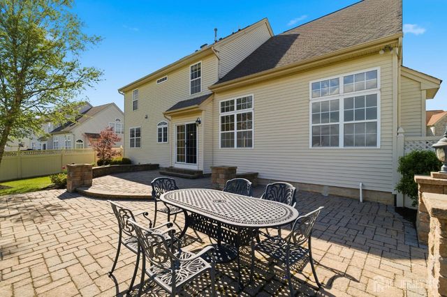 14 Rue Cezanne Street, Franklin Twsp, NJ 08873