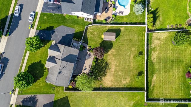 14 Rue Cezanne Street, Franklin Twsp, NJ 08873