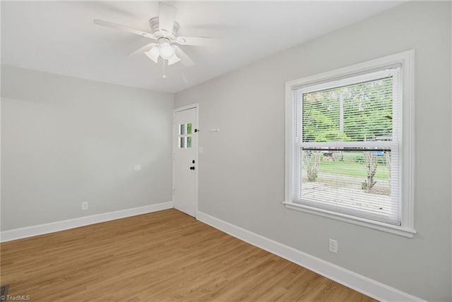 319 Dogwood Circle, High Point, NC 27260