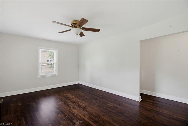 319 Dogwood Circle, High Point, NC 27260