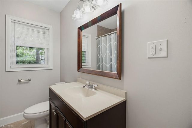 319 Dogwood Circle, High Point, NC 27260