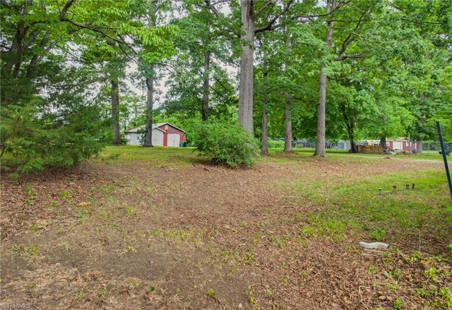 319 Dogwood Circle, High Point, NC 27260