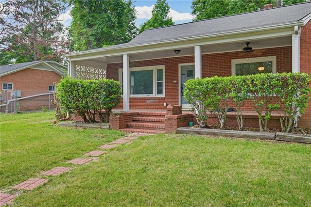 319 Dogwood Circle, High Point, NC 27260
