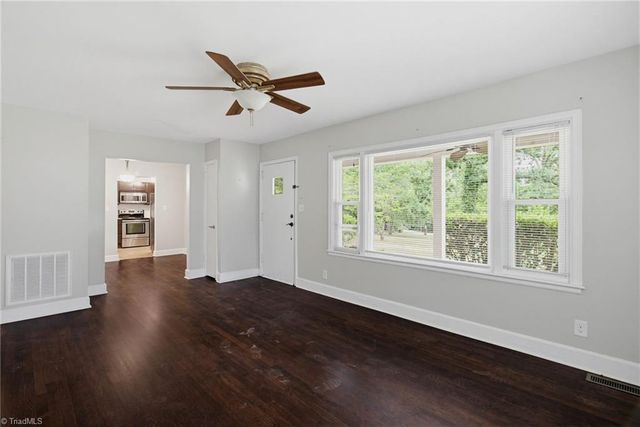 319 Dogwood Circle, High Point, NC 27260