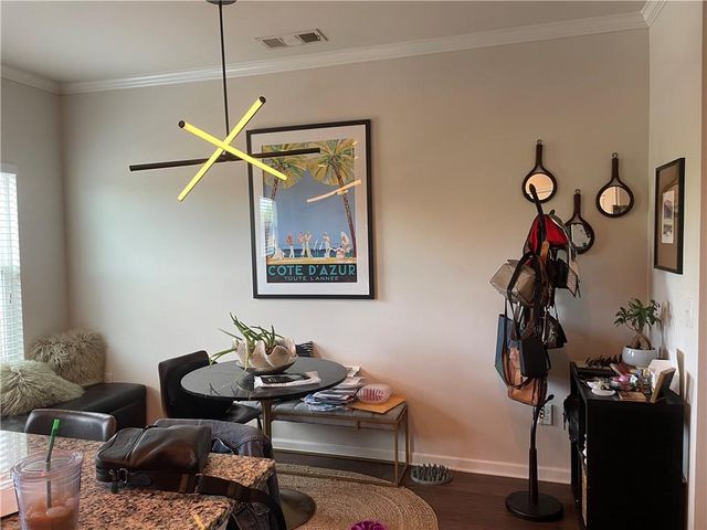 1017 Liberty Parkway NW, Atlanta, GA 30318