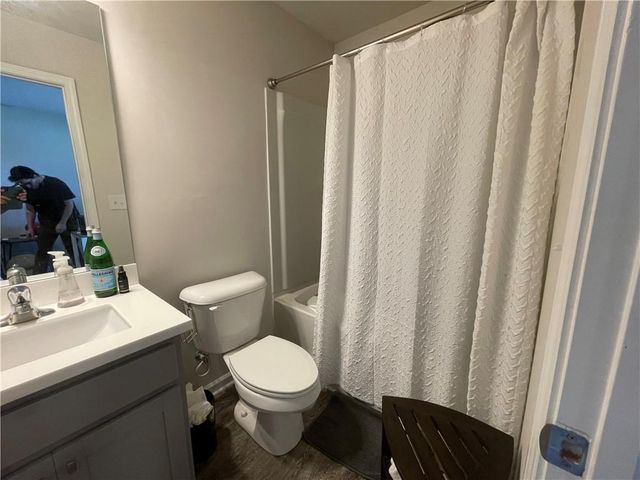 1017 Liberty Parkway NW, Atlanta, GA 30318