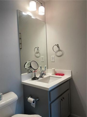 1017 Liberty Parkway NW, Atlanta, GA 30318