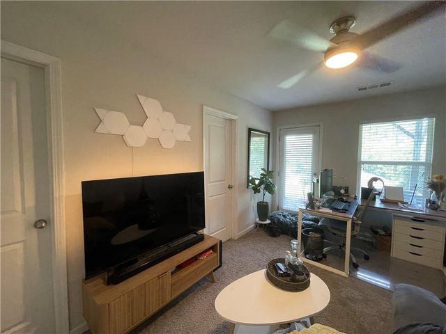 1017 Liberty Parkway NW, Atlanta, GA 30318
