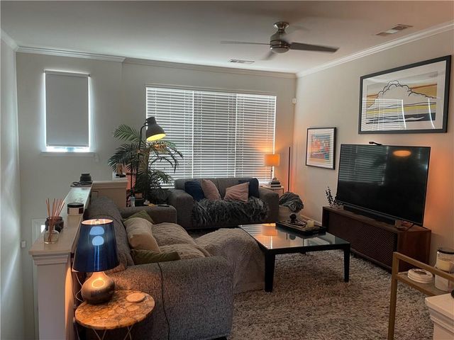 1017 Liberty Parkway NW, Atlanta, GA 30318