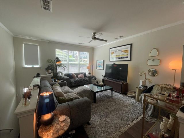 1017 Liberty Parkway NW, Atlanta, GA 30318