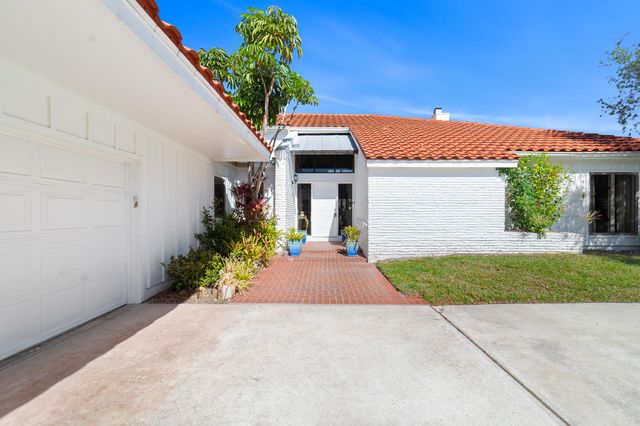 3000 Conifer Drive, Fort Pierce, FL 34951